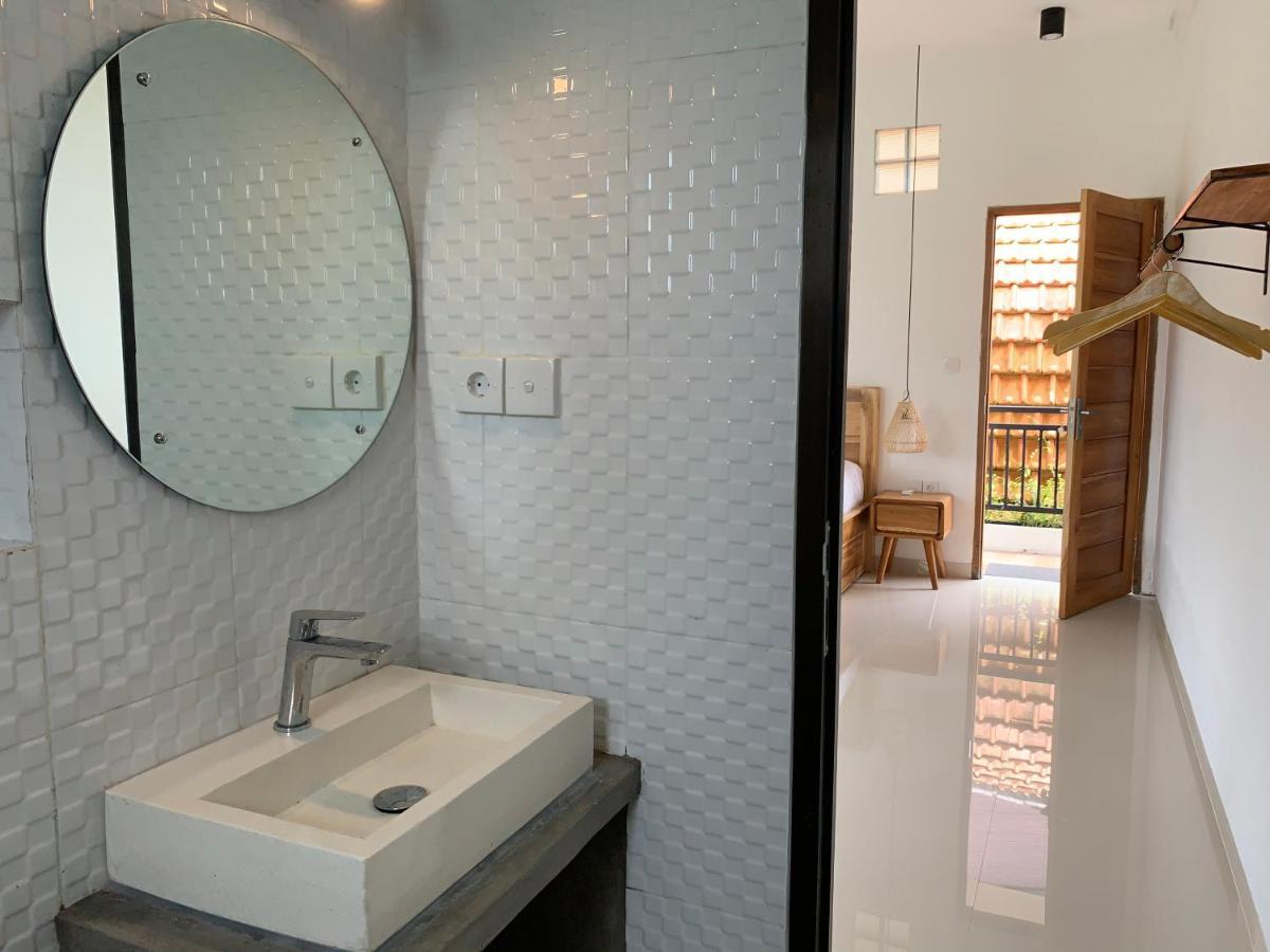 Kenan Cottage Canggu Екстериор снимка